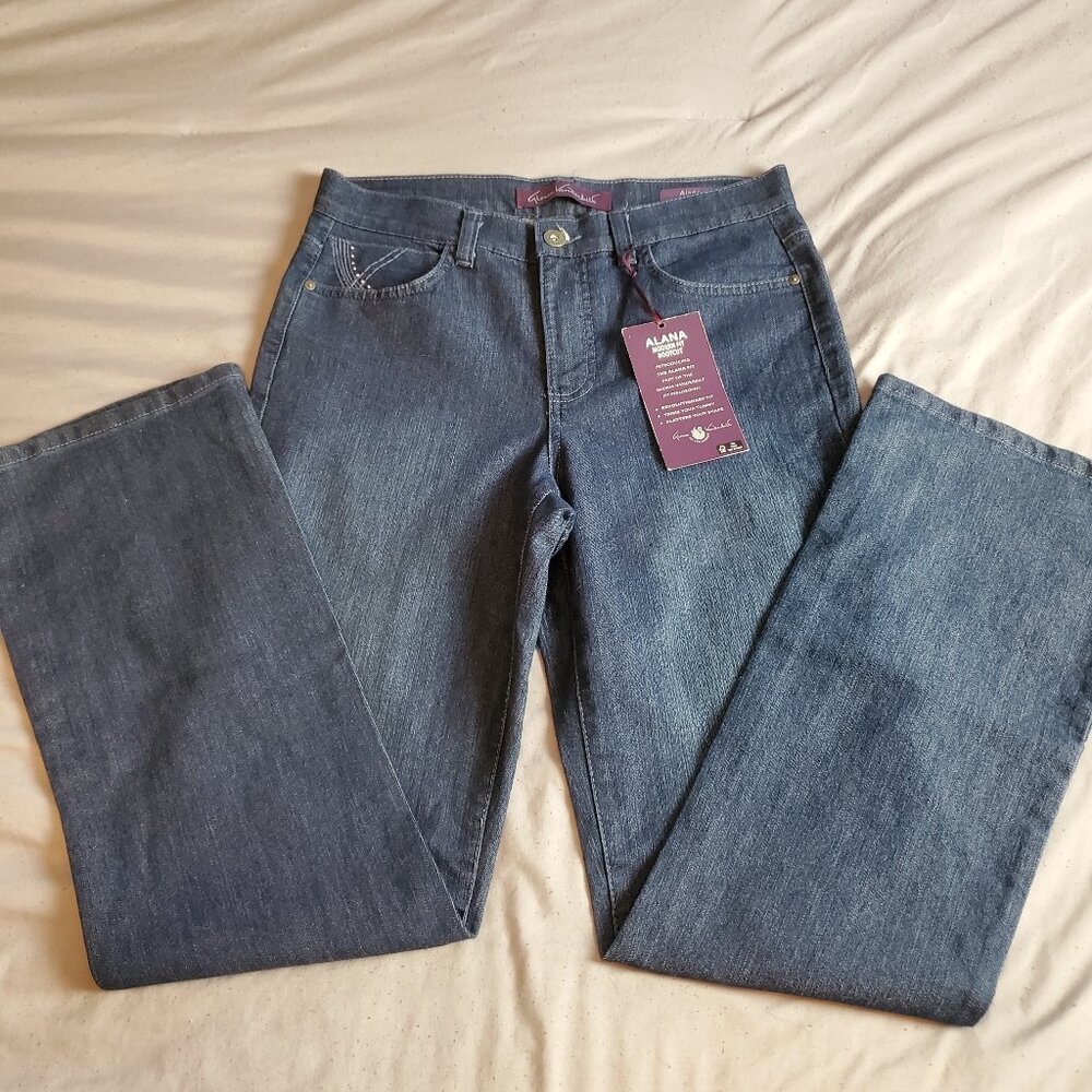 NEW Gloria Vanderbilt Bootcut Dark Wash Jeans - Size 10